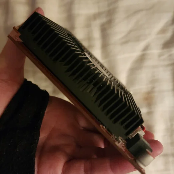 Graphics Card - Black and Red VisionTek New Seal - Picture 6 of 6